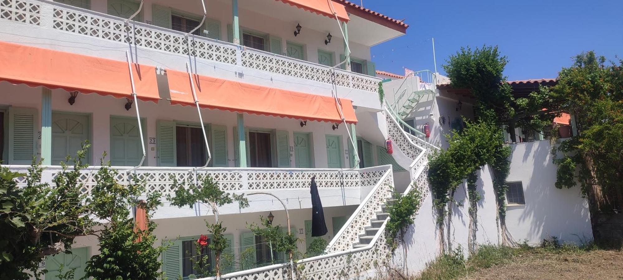 Krinelos Rooms Skala Eresou Exterior foto